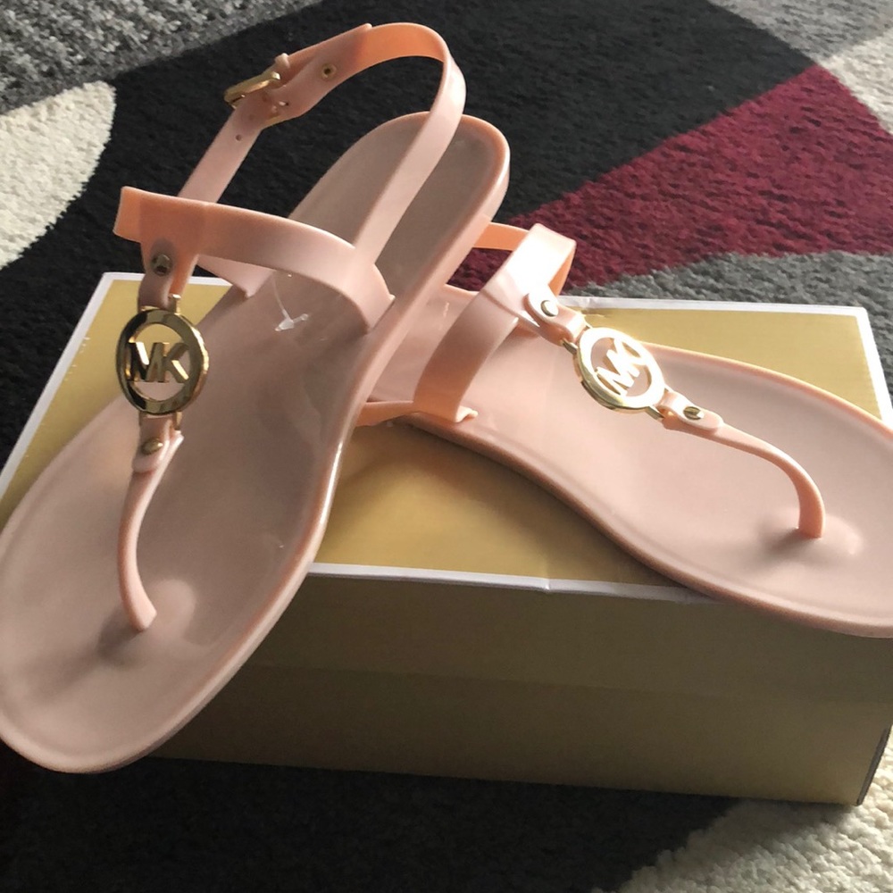 Sandals - Picture 2 of 3